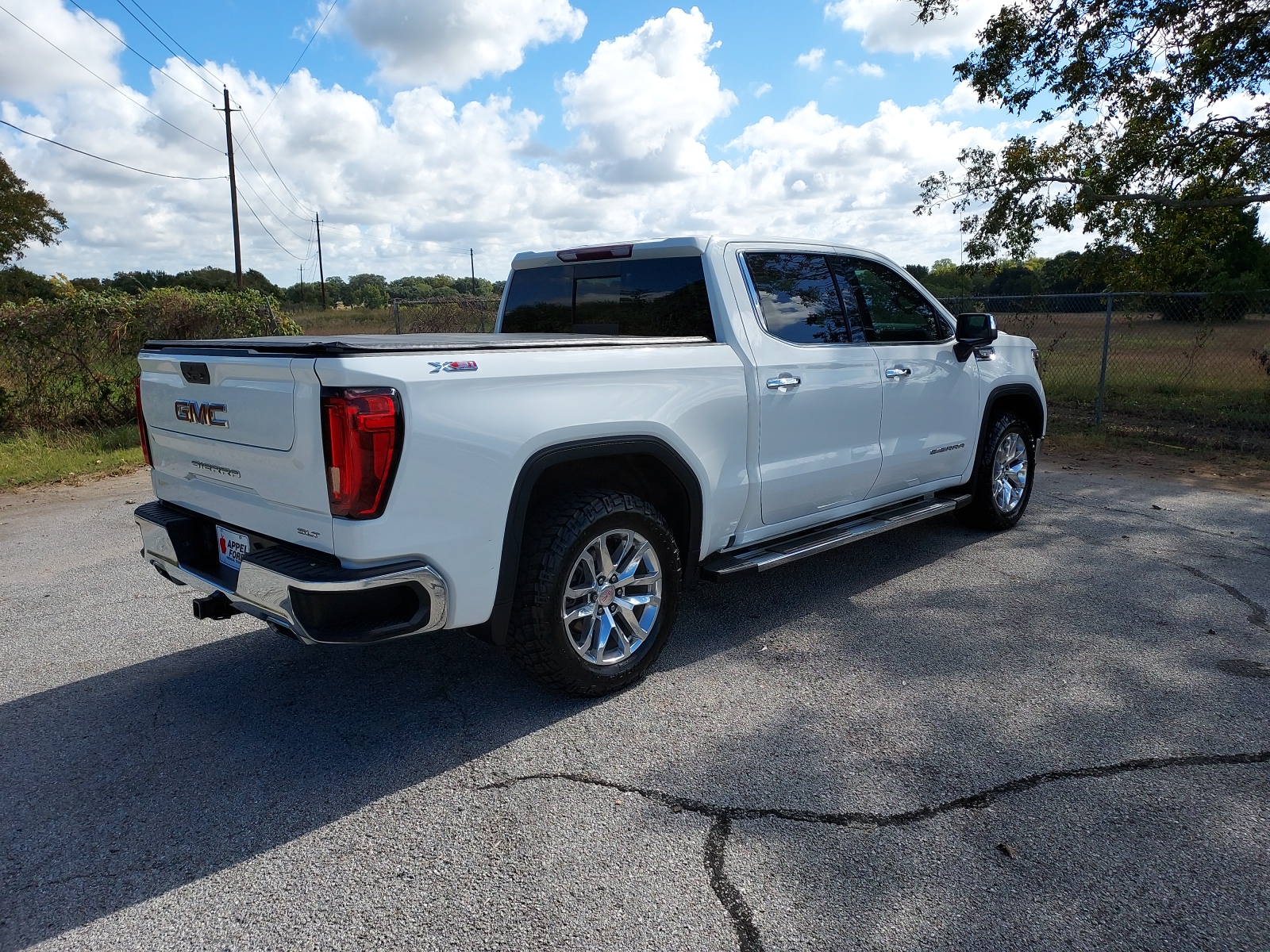 2020 GMC Sierra SLT 3