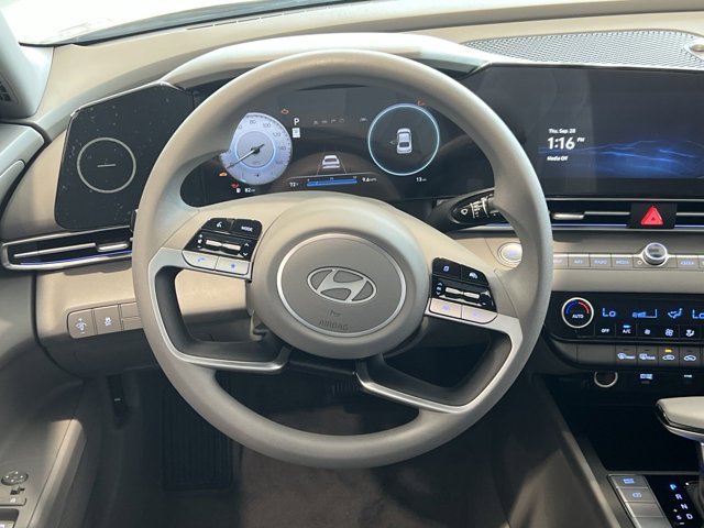 2024 Hyundai Elantra SEL 13