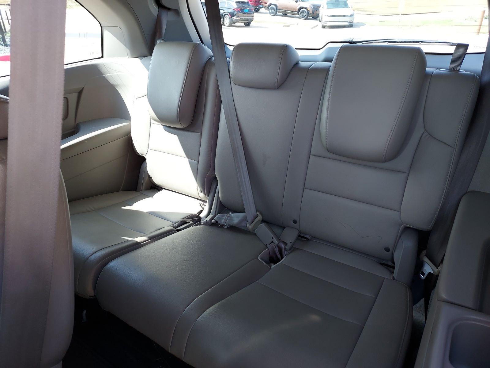 2015 Honda Odyssey EX-L 17