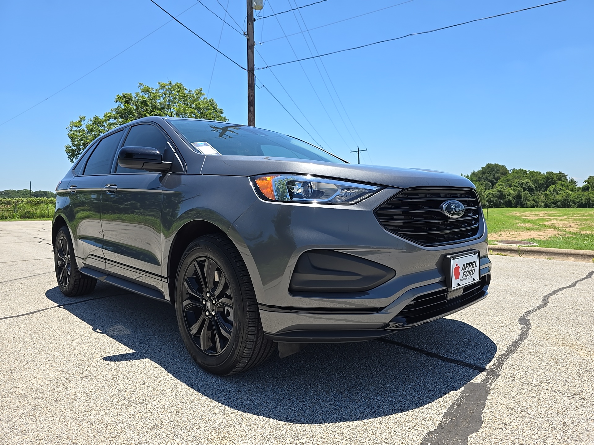 2024 Ford Edge SE 1