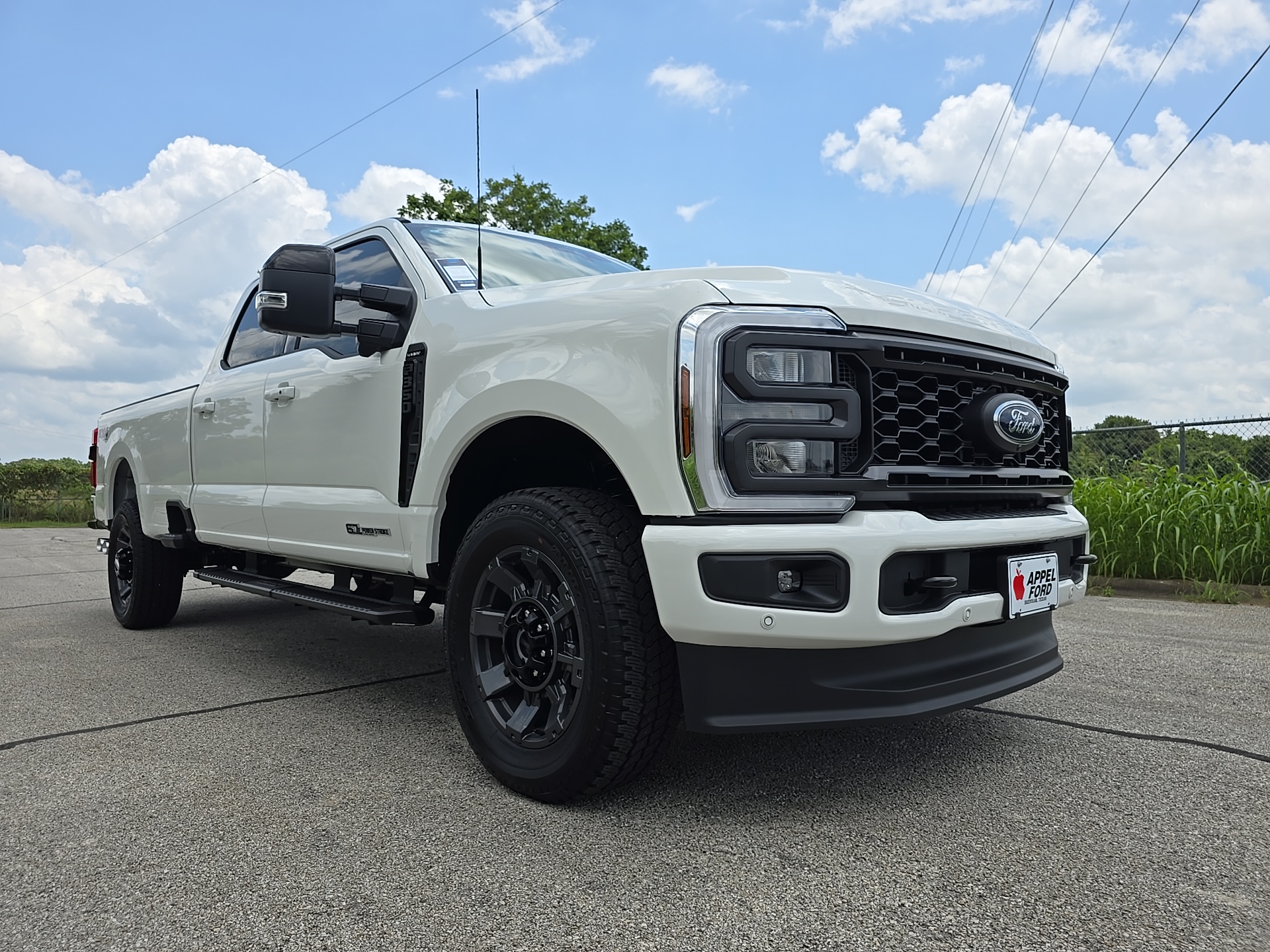 2024 Ford F-350 LARIAT 1