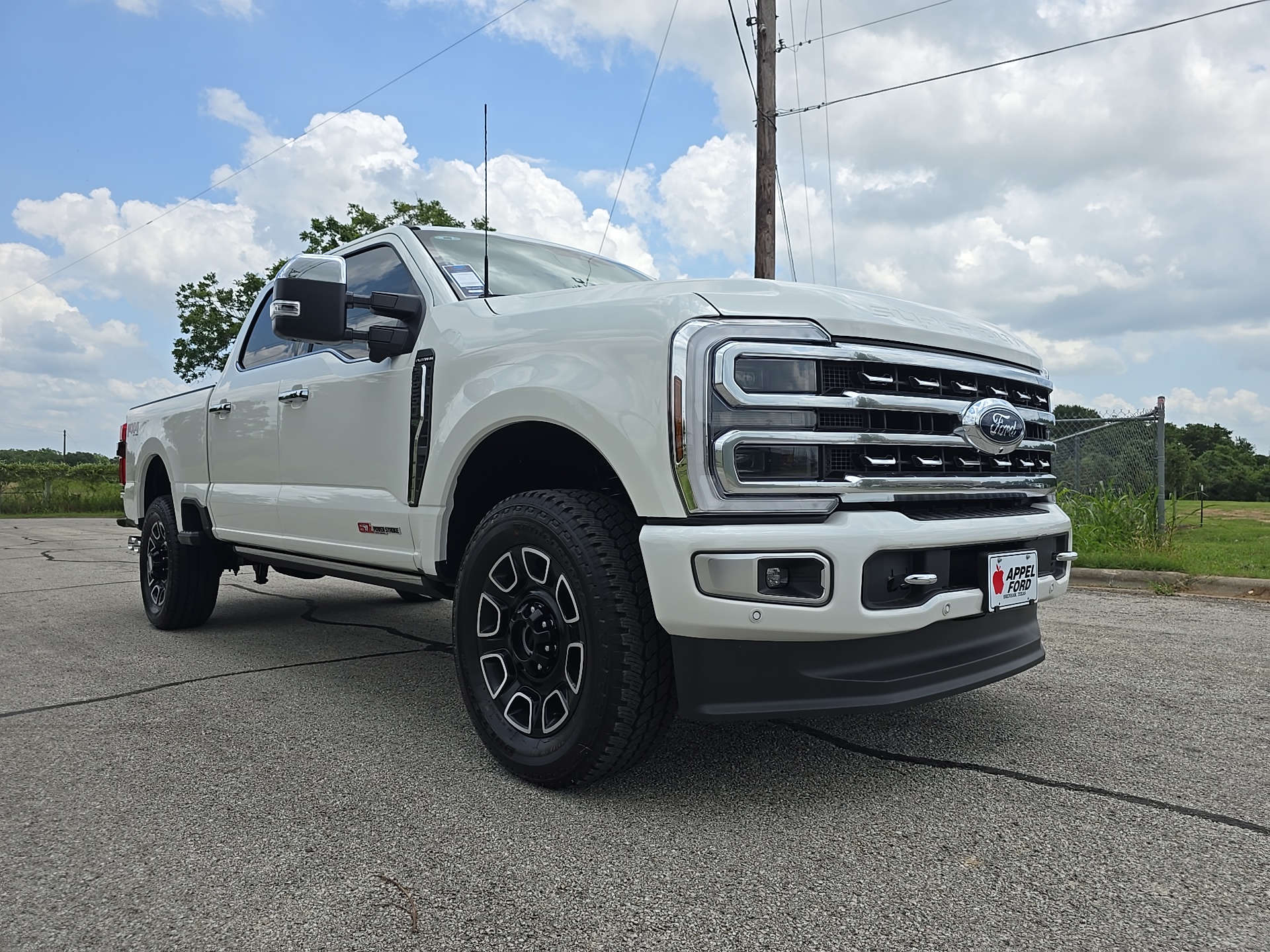 2024 Ford F-250 Platinum 1