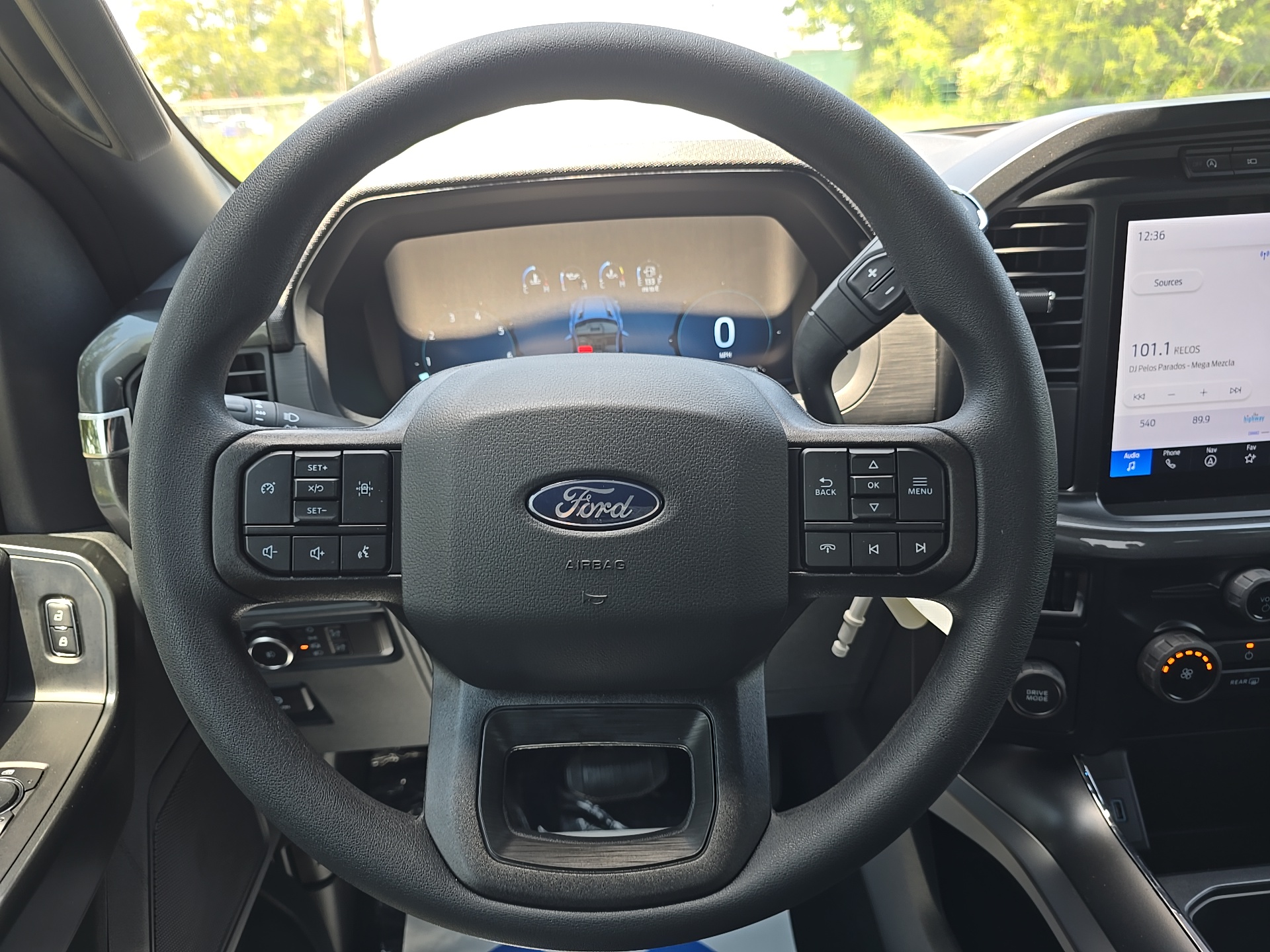 2024 Ford F-150 STX 8