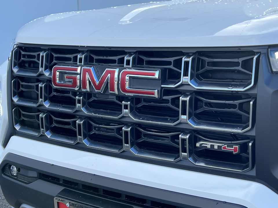 2024 GMC Canyon 4WD AT4 40