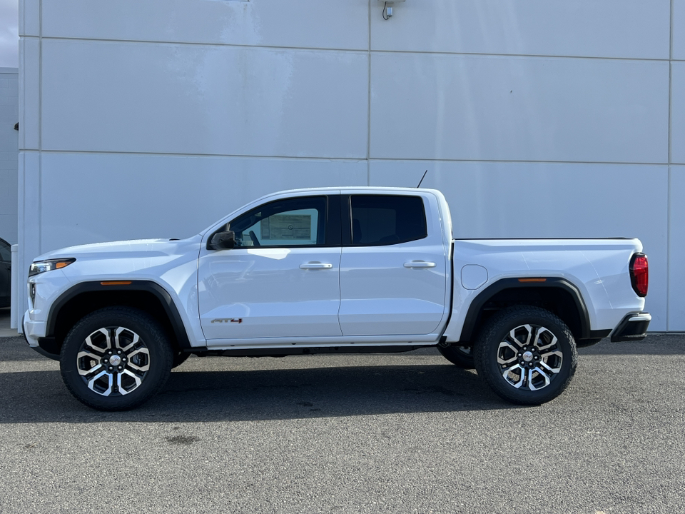 2024 GMC Canyon 4WD AT4 43