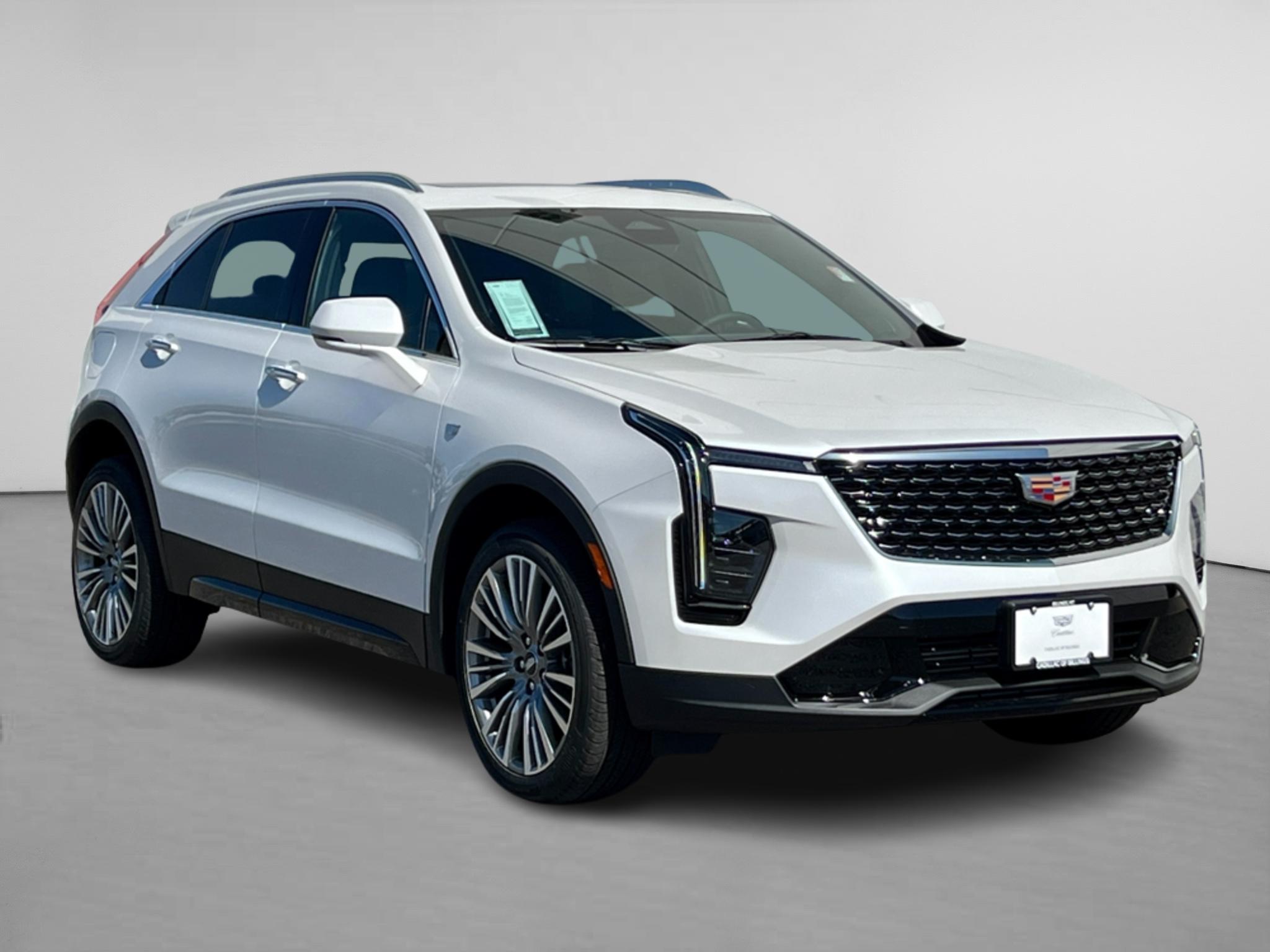 2024 Cadillac XT4 AWD Premium Luxury 1