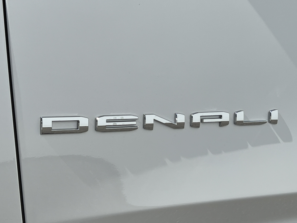 2024 GMC Yukon XL Denali 12