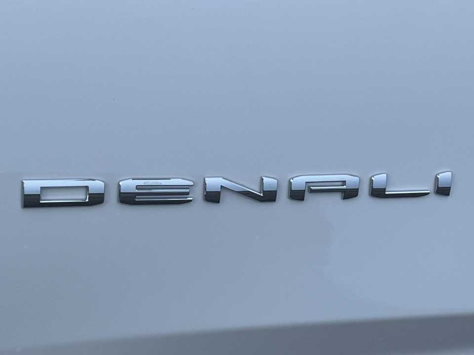 2024 GMC Yukon XL Denali 2