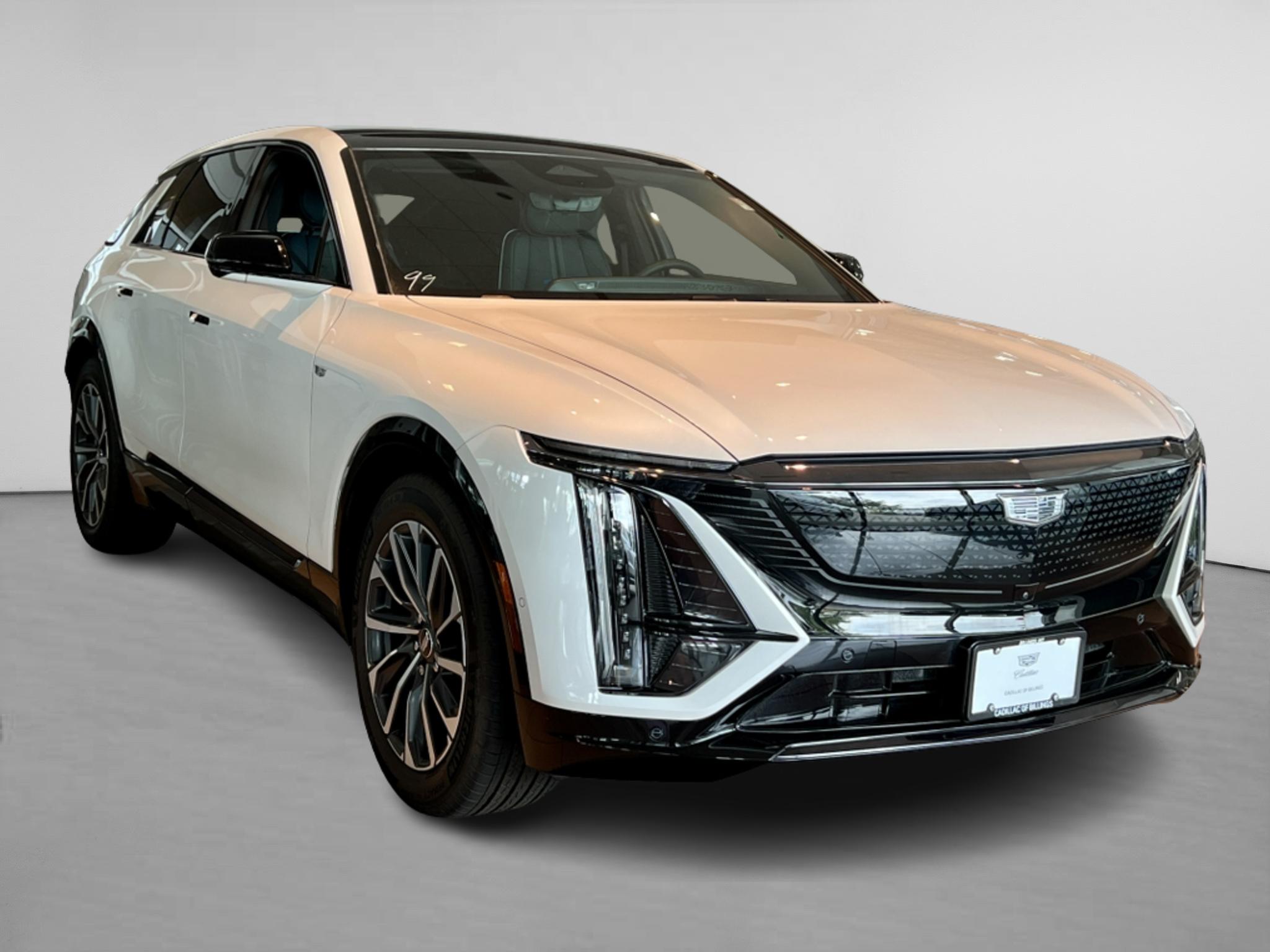 2024 Cadillac Lyriq Sport 1