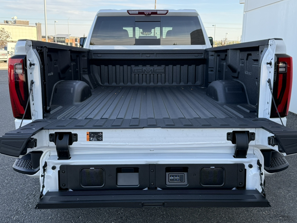 2025 GMC Sierra Denali Ultimate 8