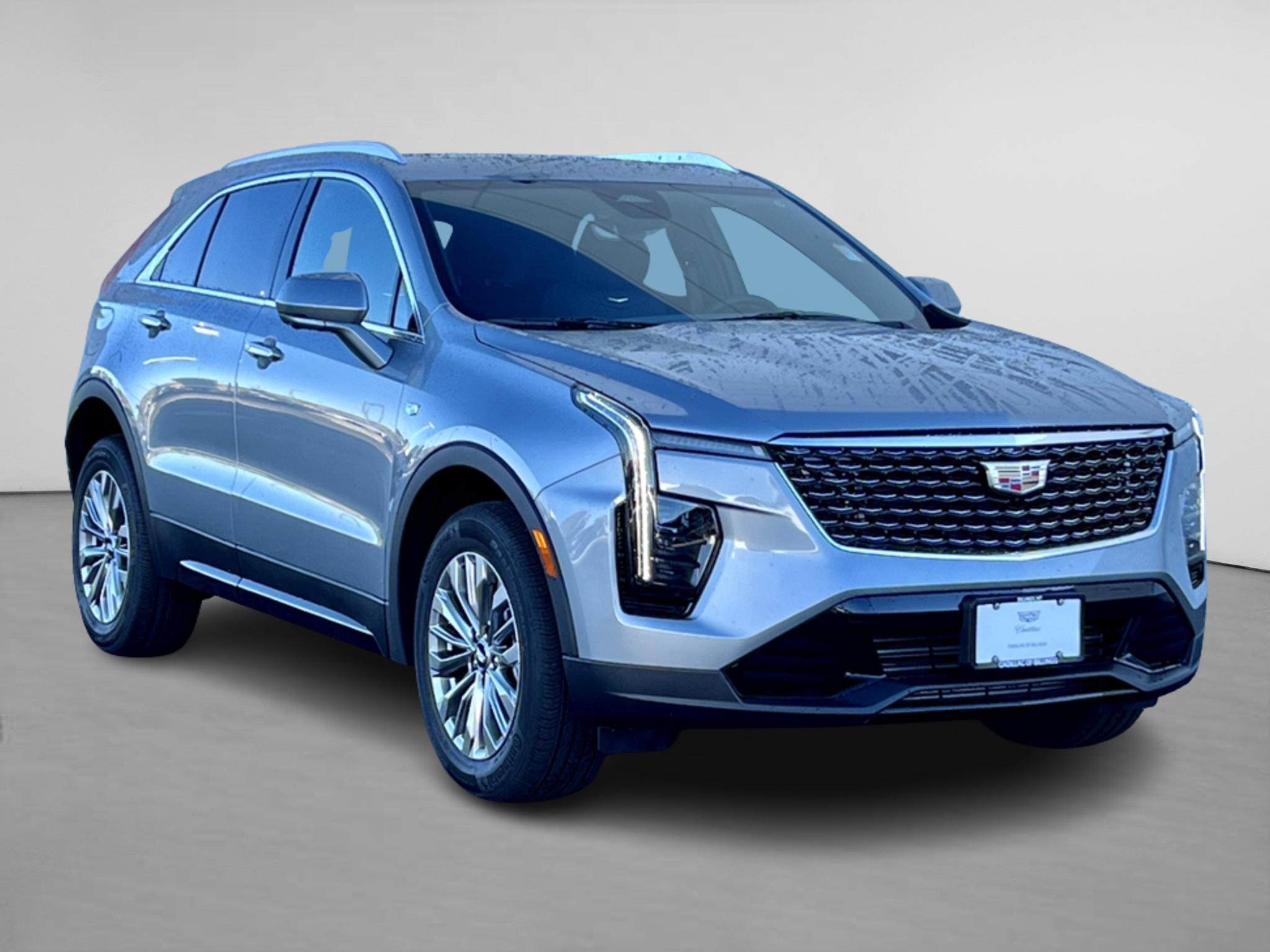 2025 Cadillac XT4 AWD Premium Luxury 1