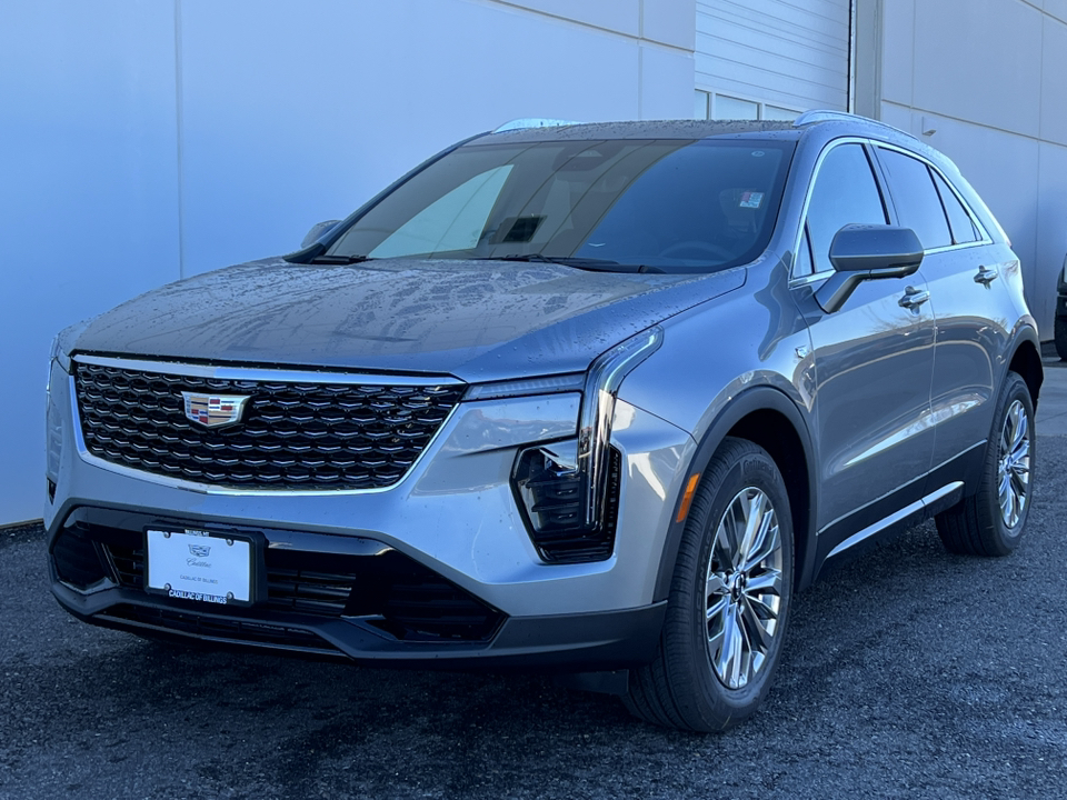 2025 Cadillac XT4 AWD Premium Luxury 45