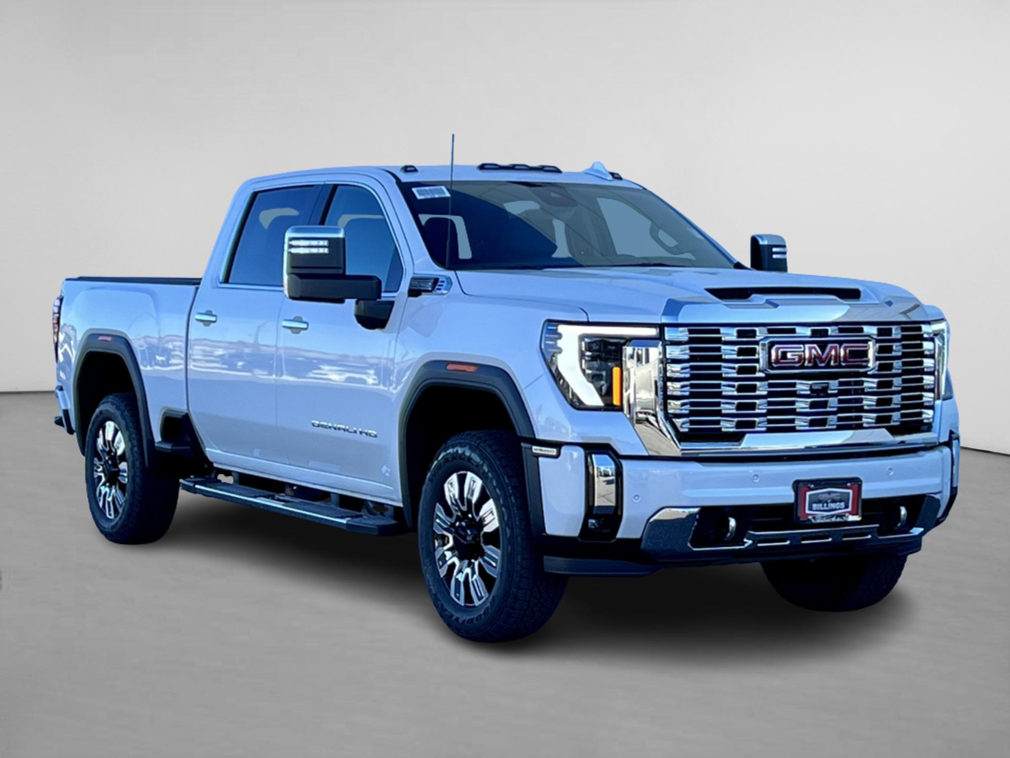 2025 GMC Sierra Denali 1