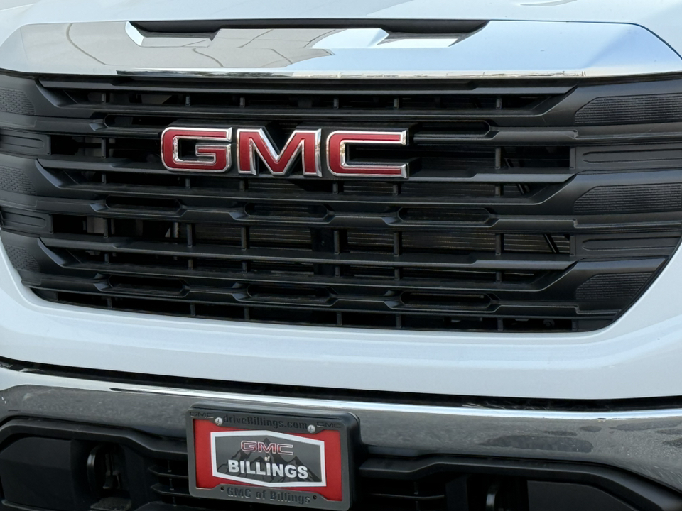 2025 GMC Sierra Pro 31