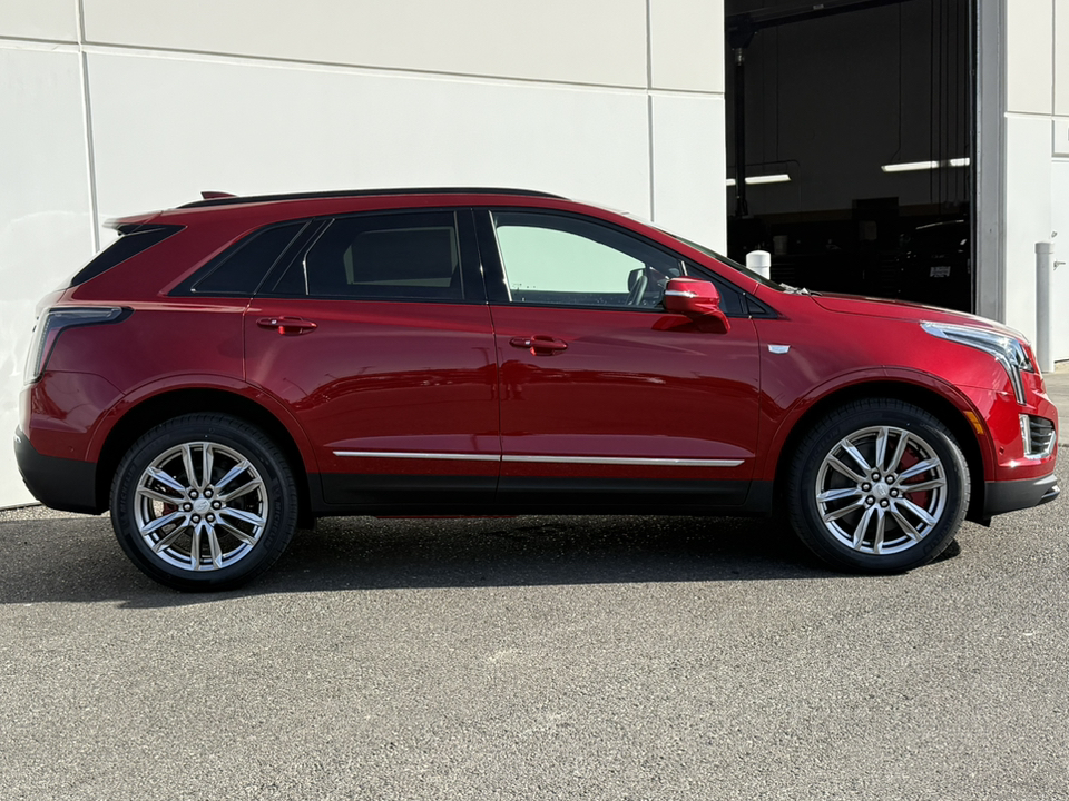 2025 Cadillac XT5 AWD Sport 43