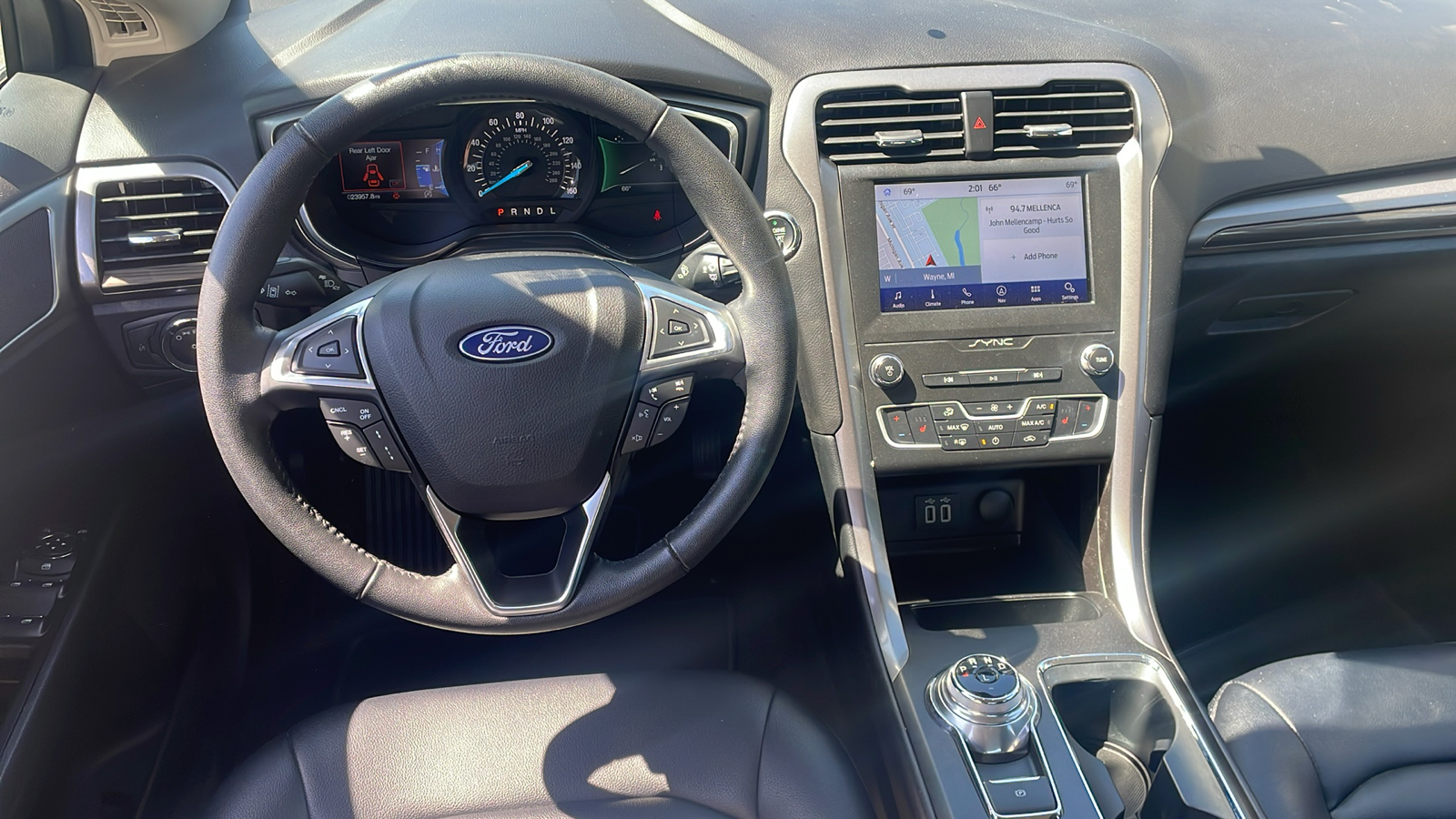 2020 Ford Fusion SEL 13