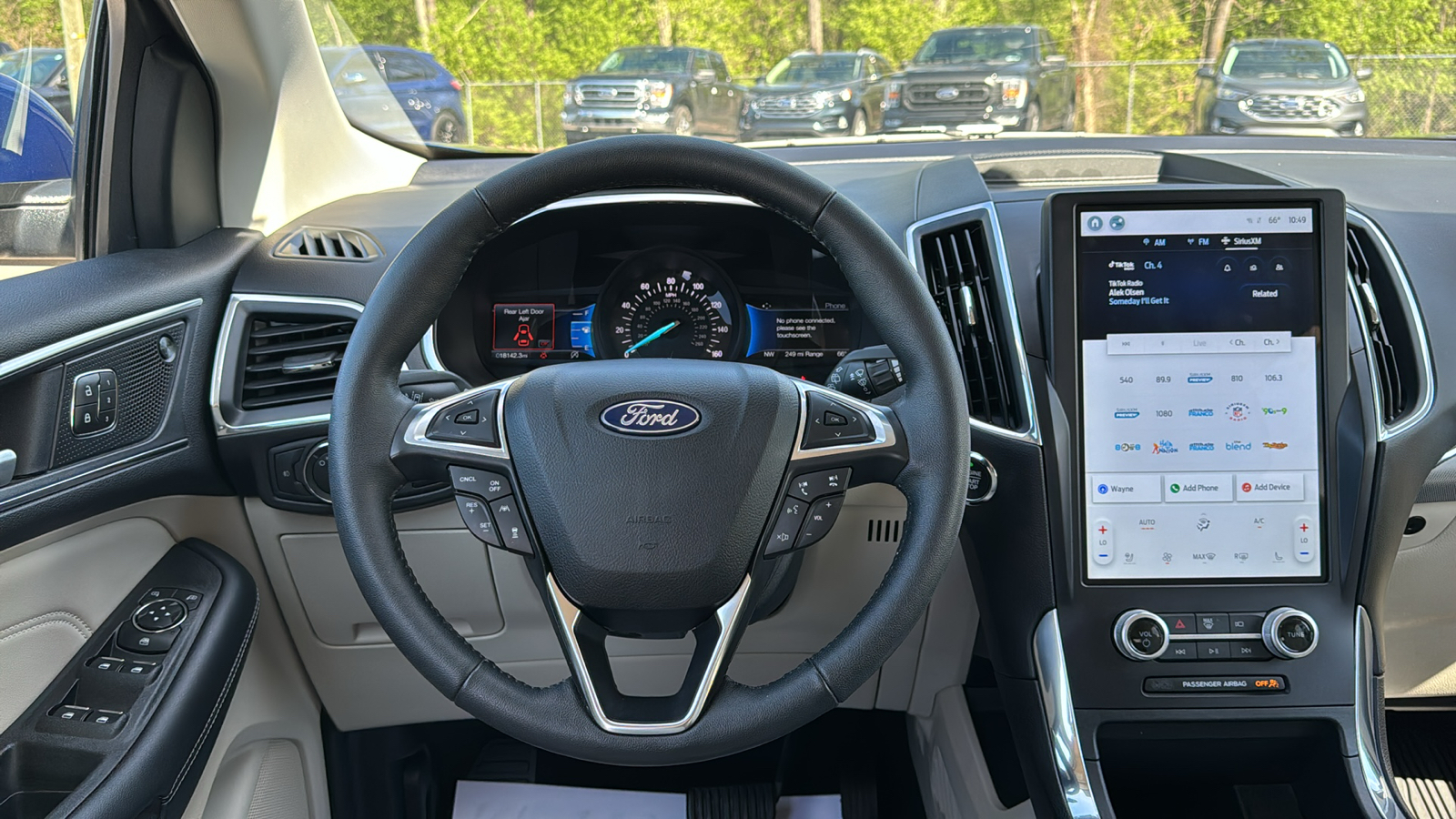 2021 Ford Edge Titanium 14