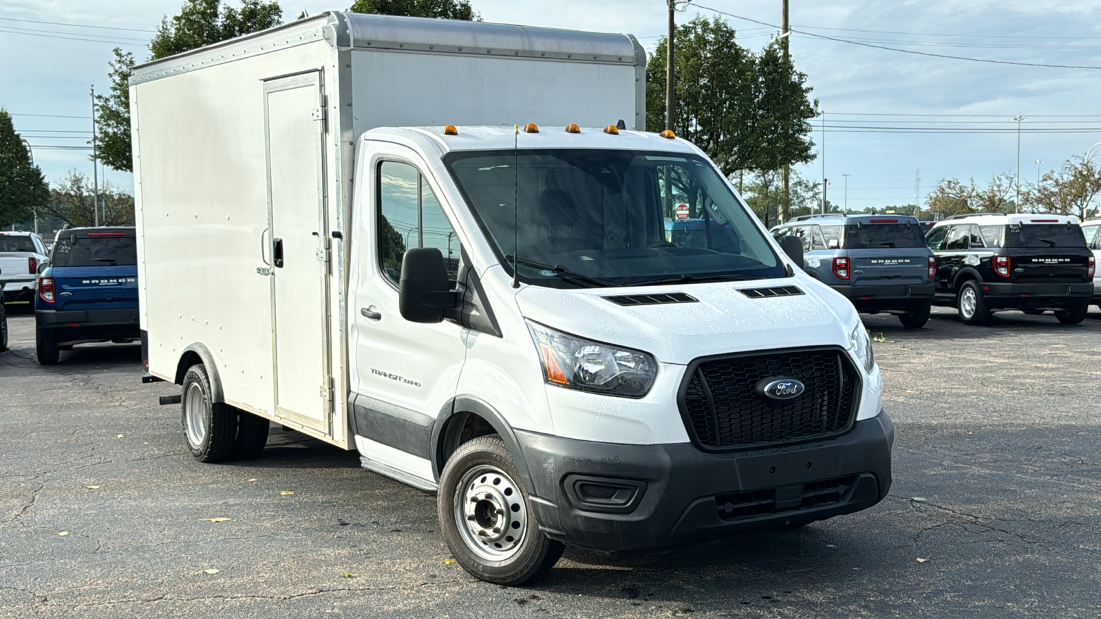 2022 Ford Transit-350 HD 2