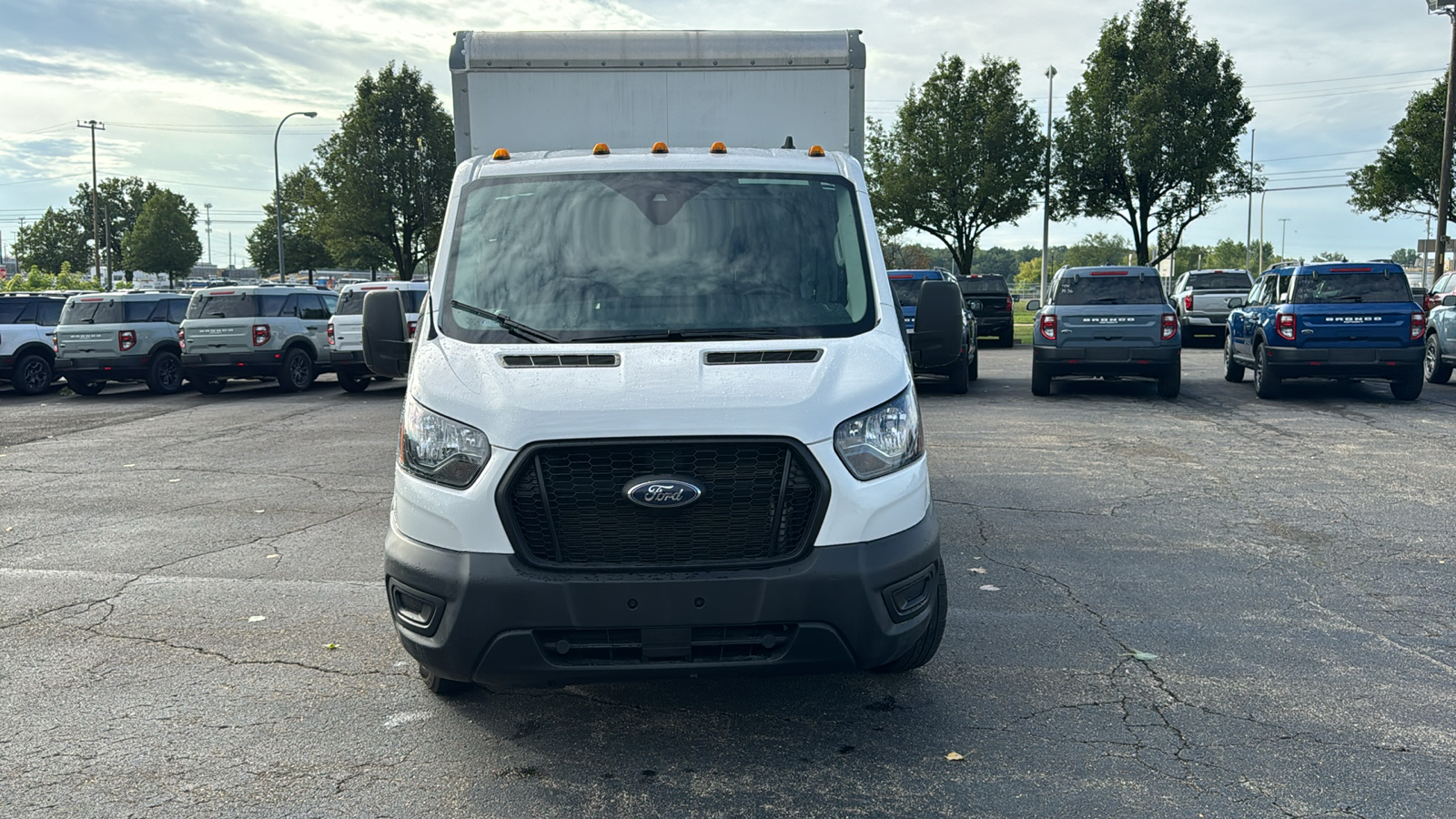 2022 Ford Transit-350 HD 27