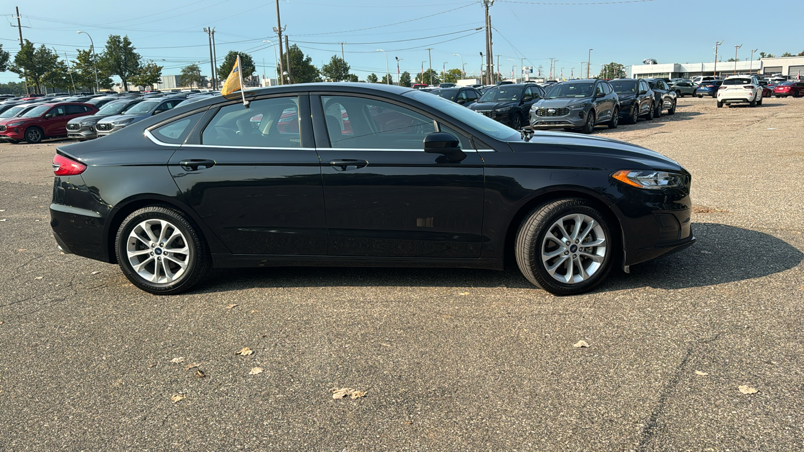 2020 Ford Fusion SE 3