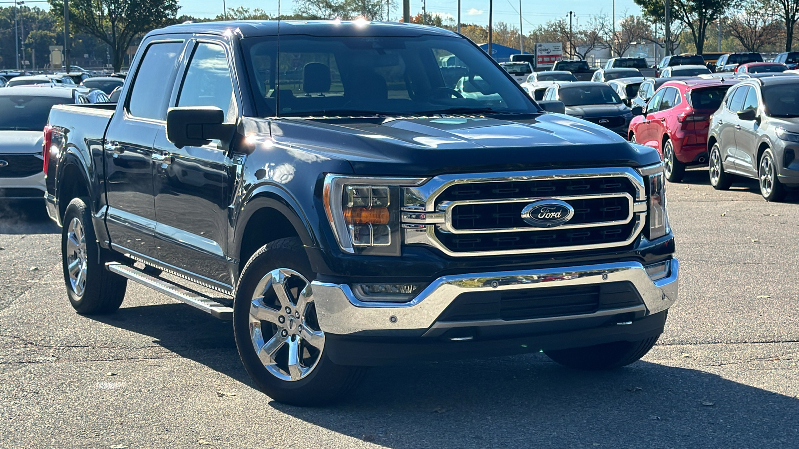 2021 Ford F-150 XLT 2