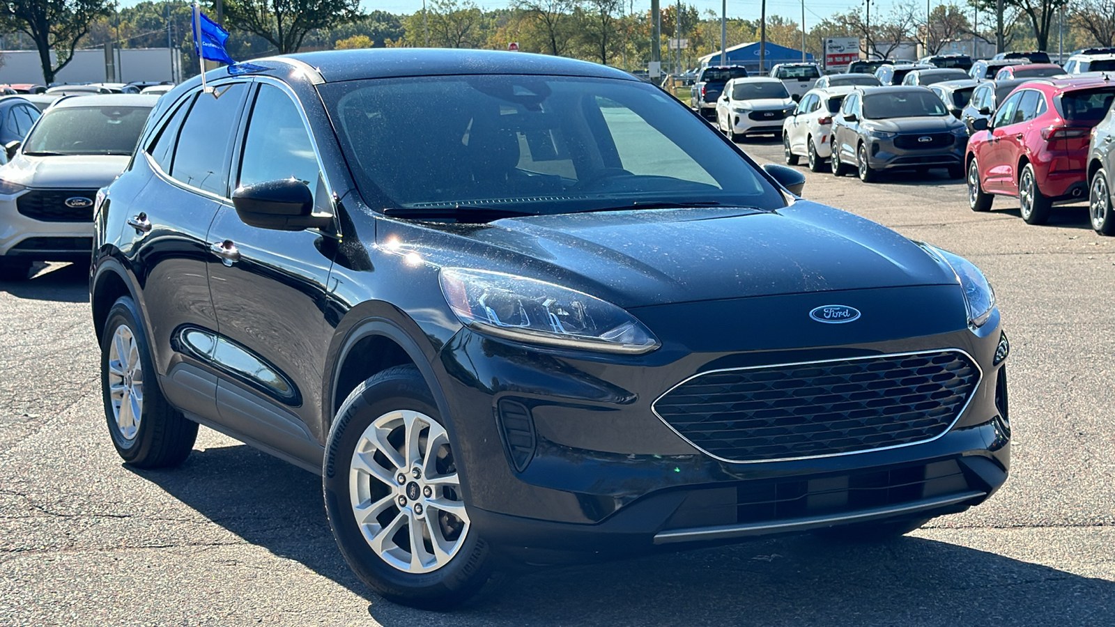 2020 Ford Escape SE 2