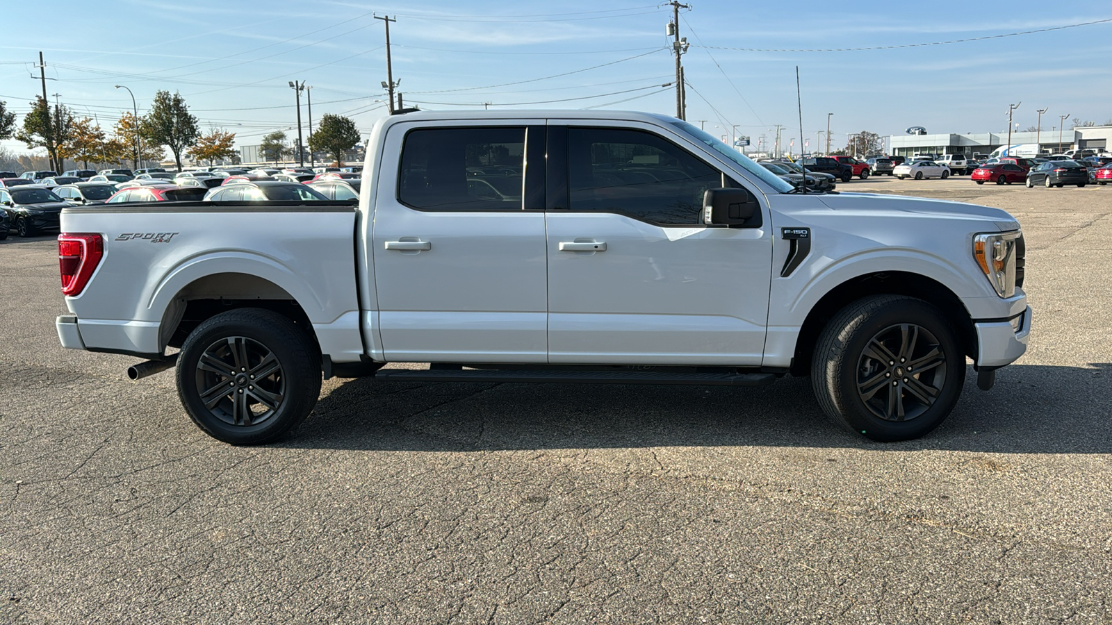 2022 Ford F-150 XLT 3