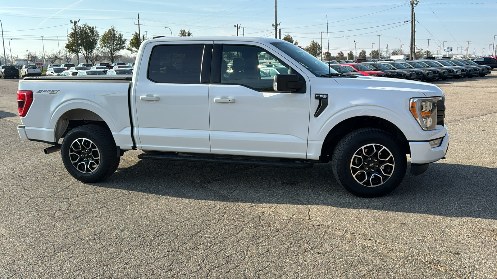 2022 Ford F-150 XLT 3