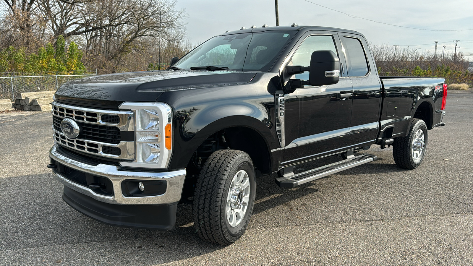 2023 Ford F-250SD XLT 7