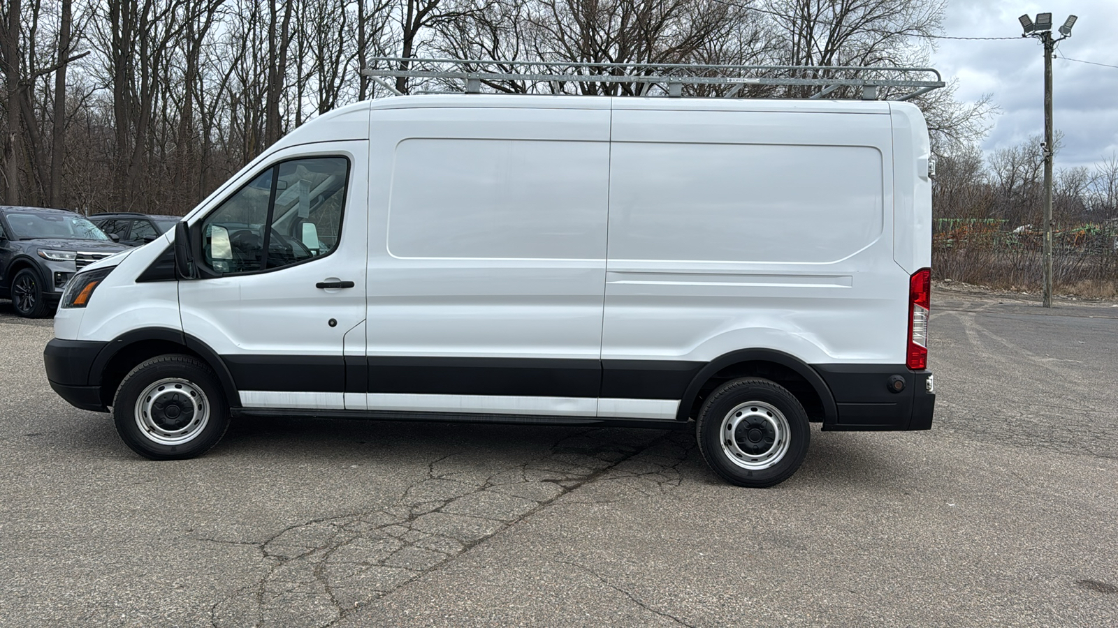 2019 Ford Transit-250 MEDIUM ROOF 6