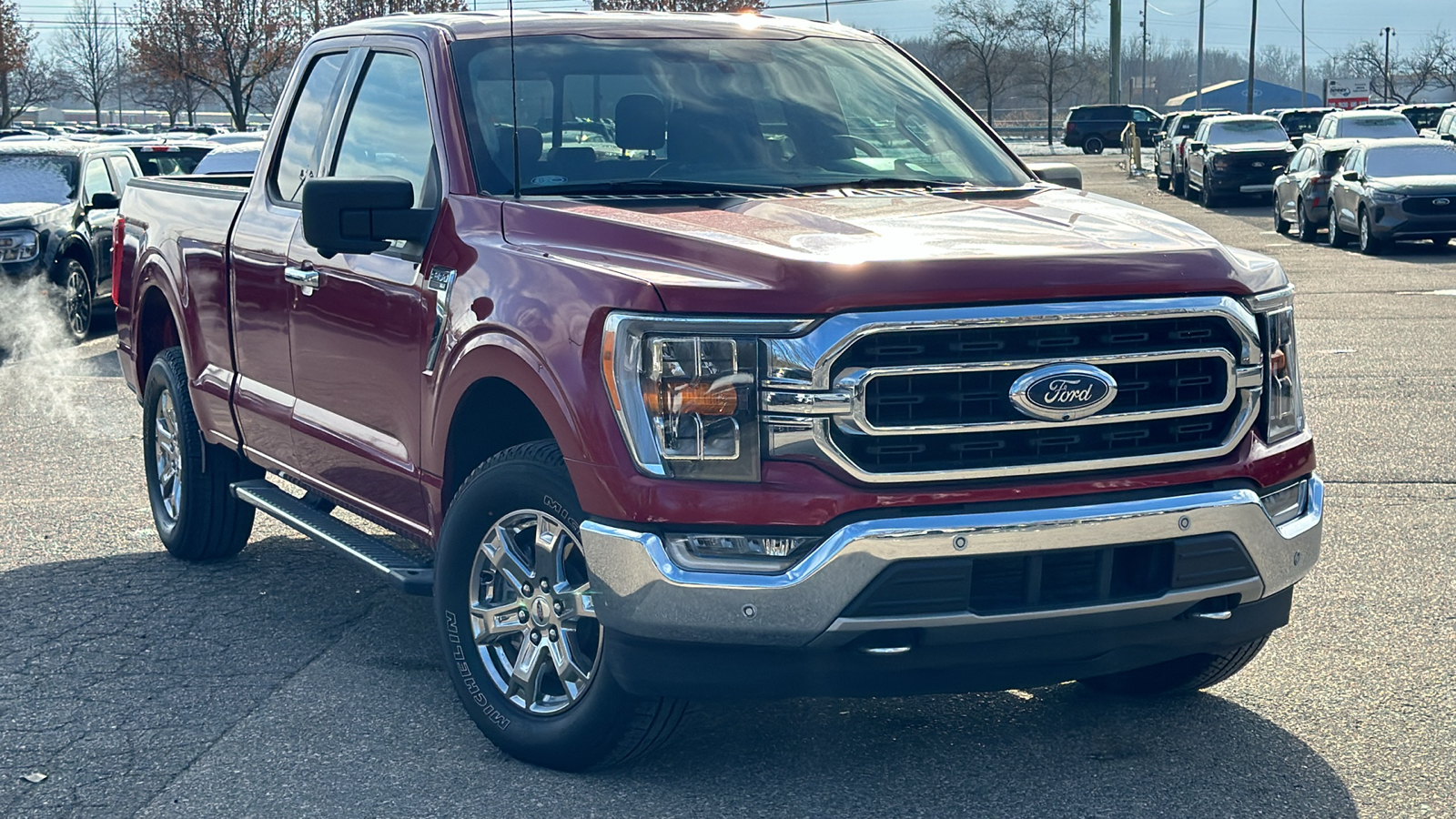 2021 Ford F-150 XLT 4