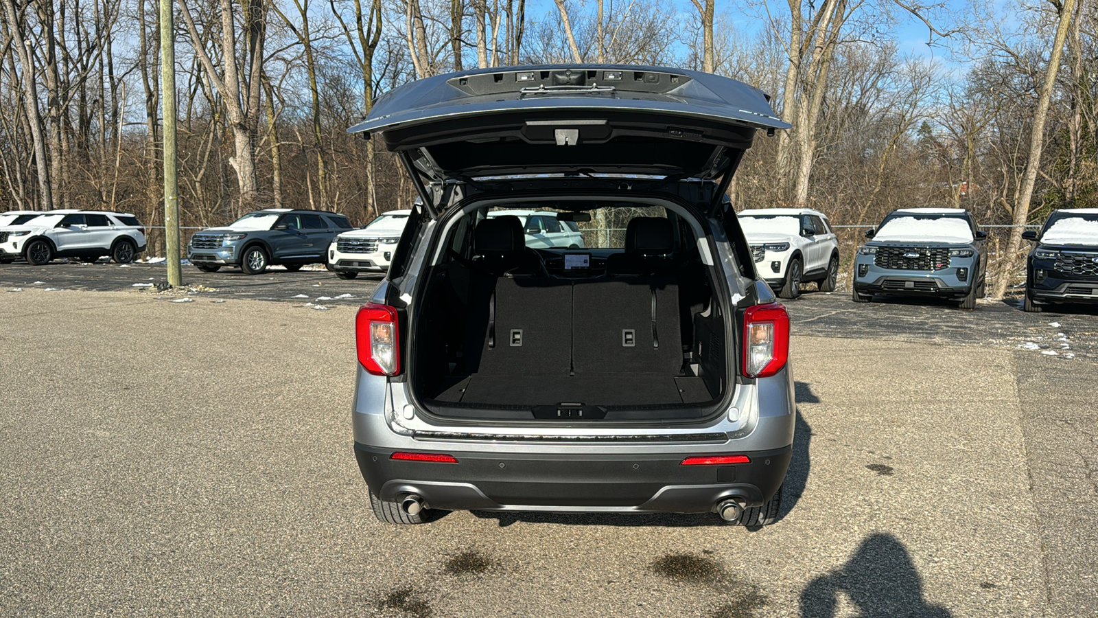 2022 Ford Explorer XLT 32