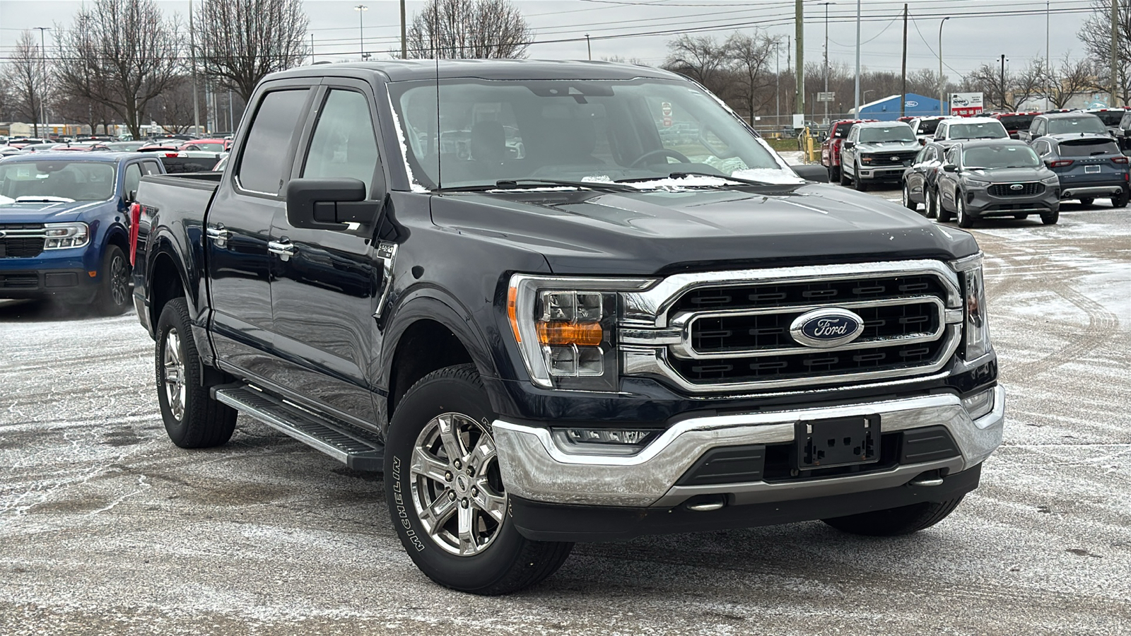 2021 Ford F-150 XLT 2