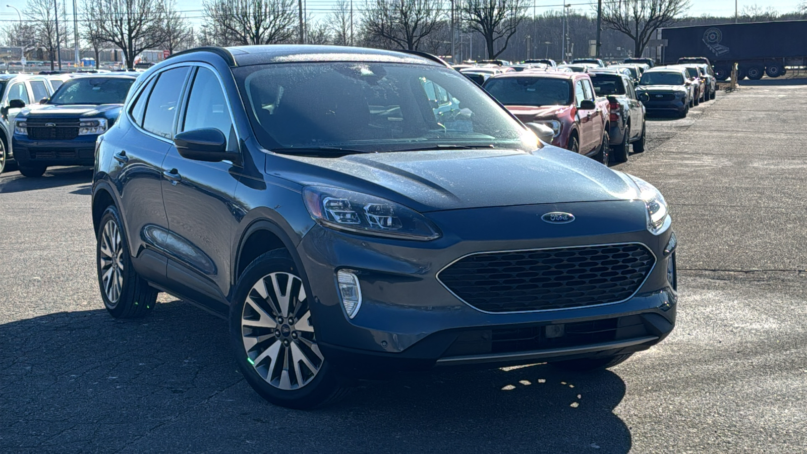 2022 Ford Escape Titanium 3