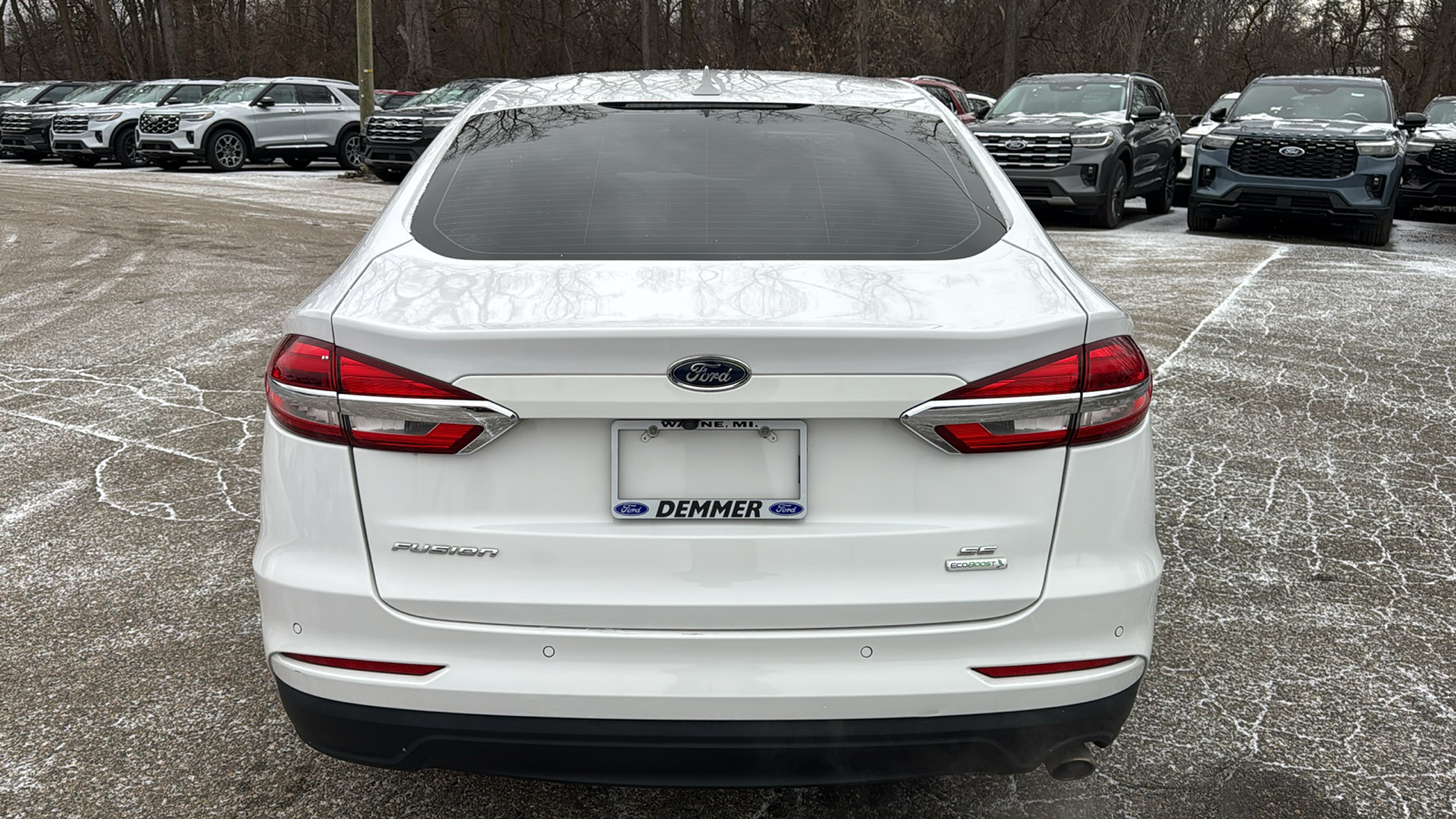 2020 Ford Fusion SE 29