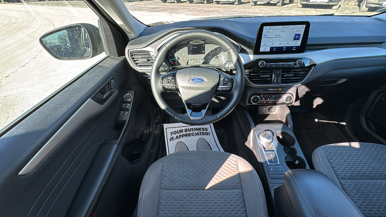 2022 Ford Escape SE 12