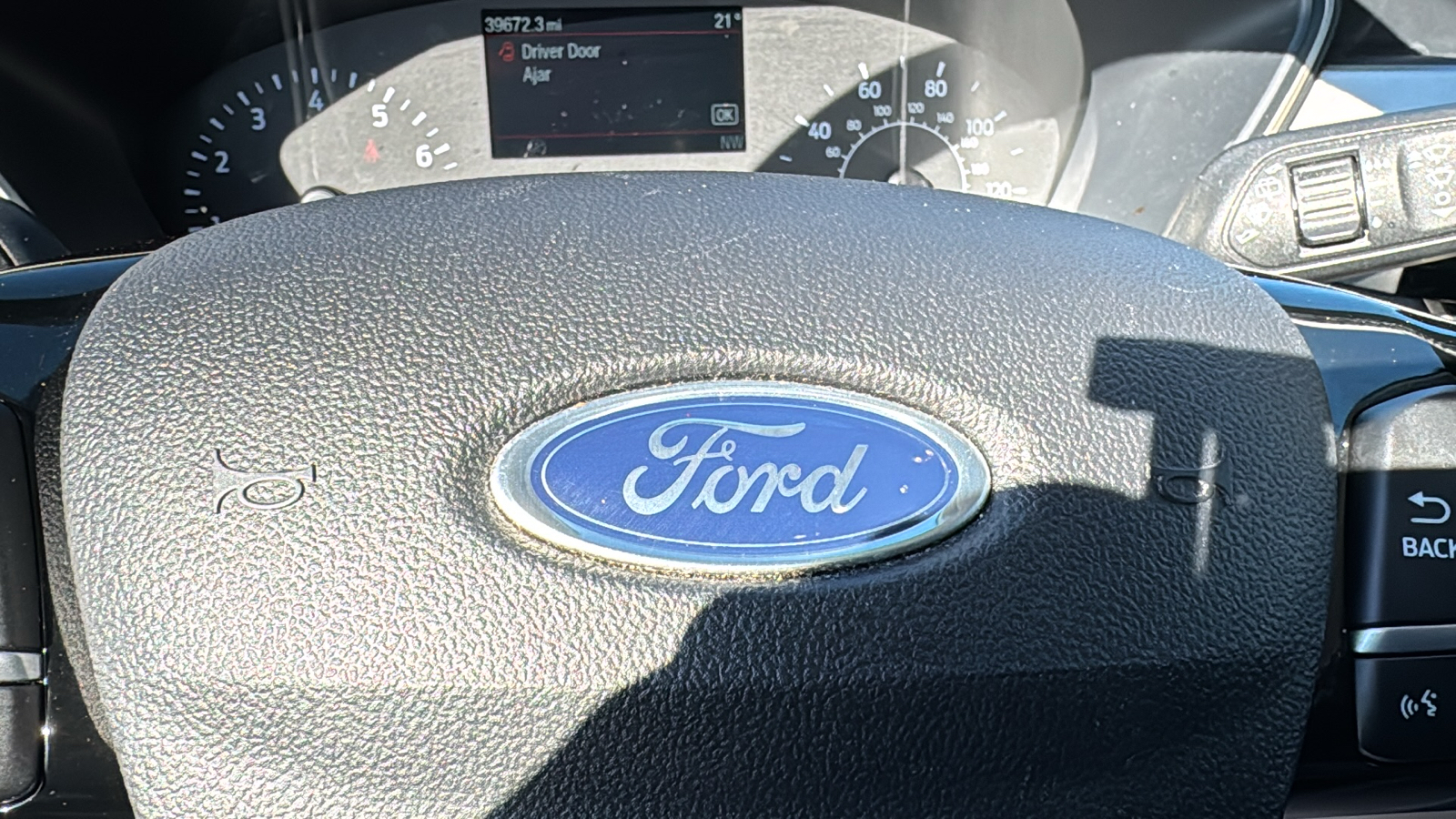 2022 Ford Escape SE 18