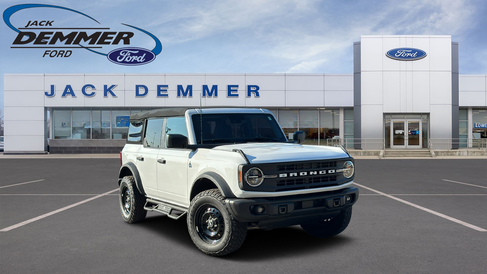 2023 Ford Bronco Black Diamond 1