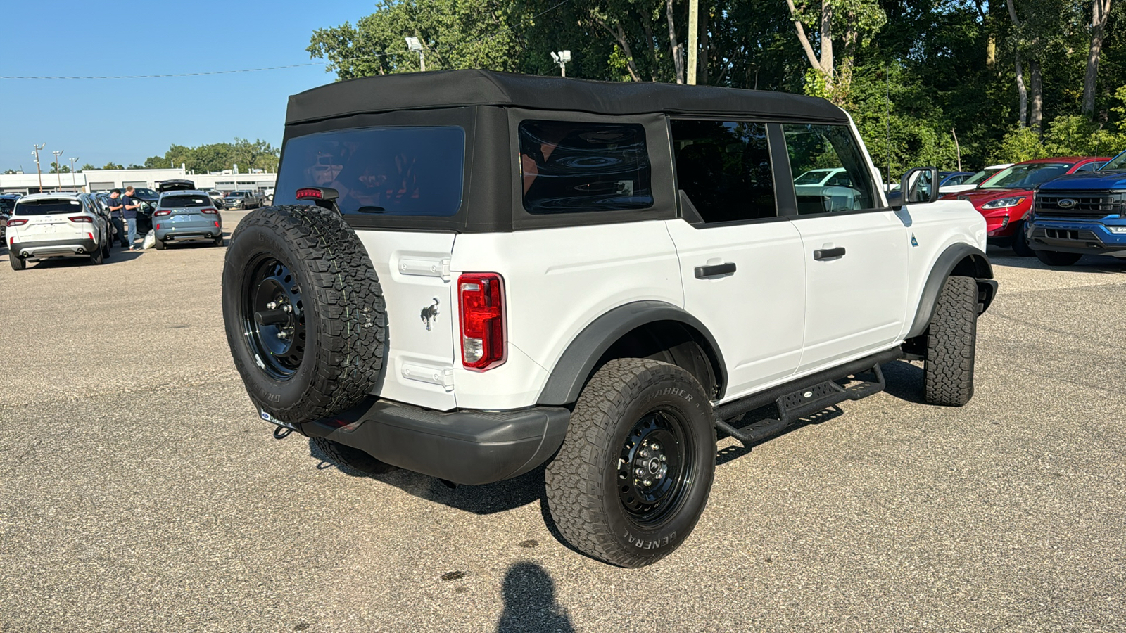 2023 Ford Bronco Black Diamond 4