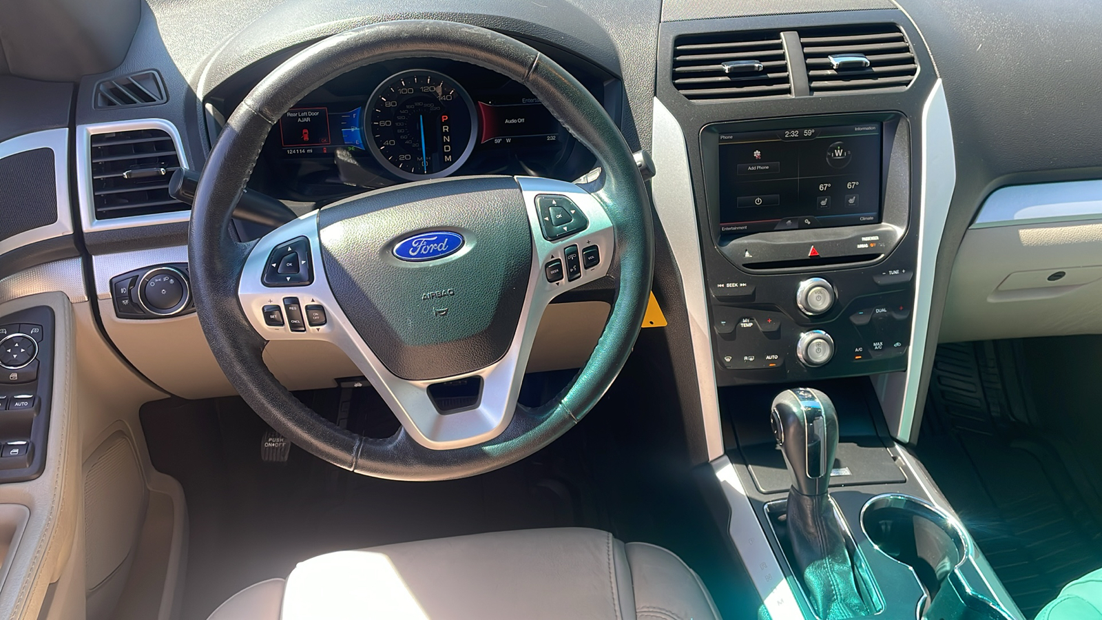 2015 Ford Explorer XLT 13
