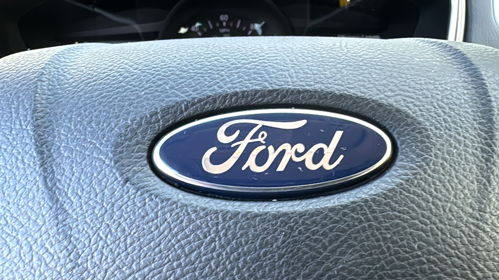 2013 Ford Fusion Hybrid SE 19