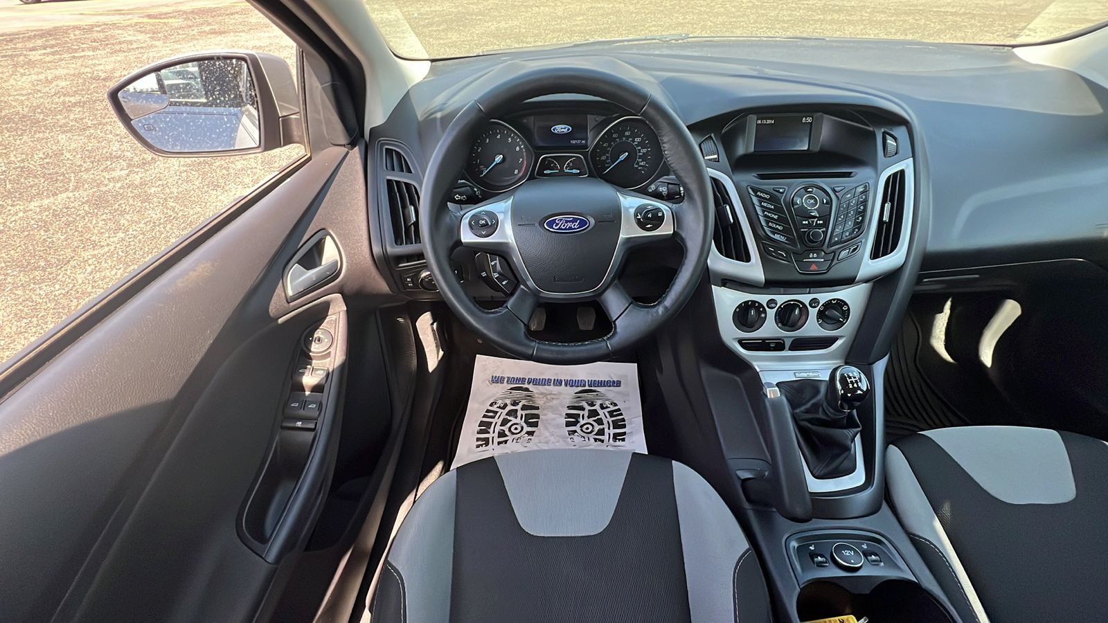 2014 Ford Focus SE 12