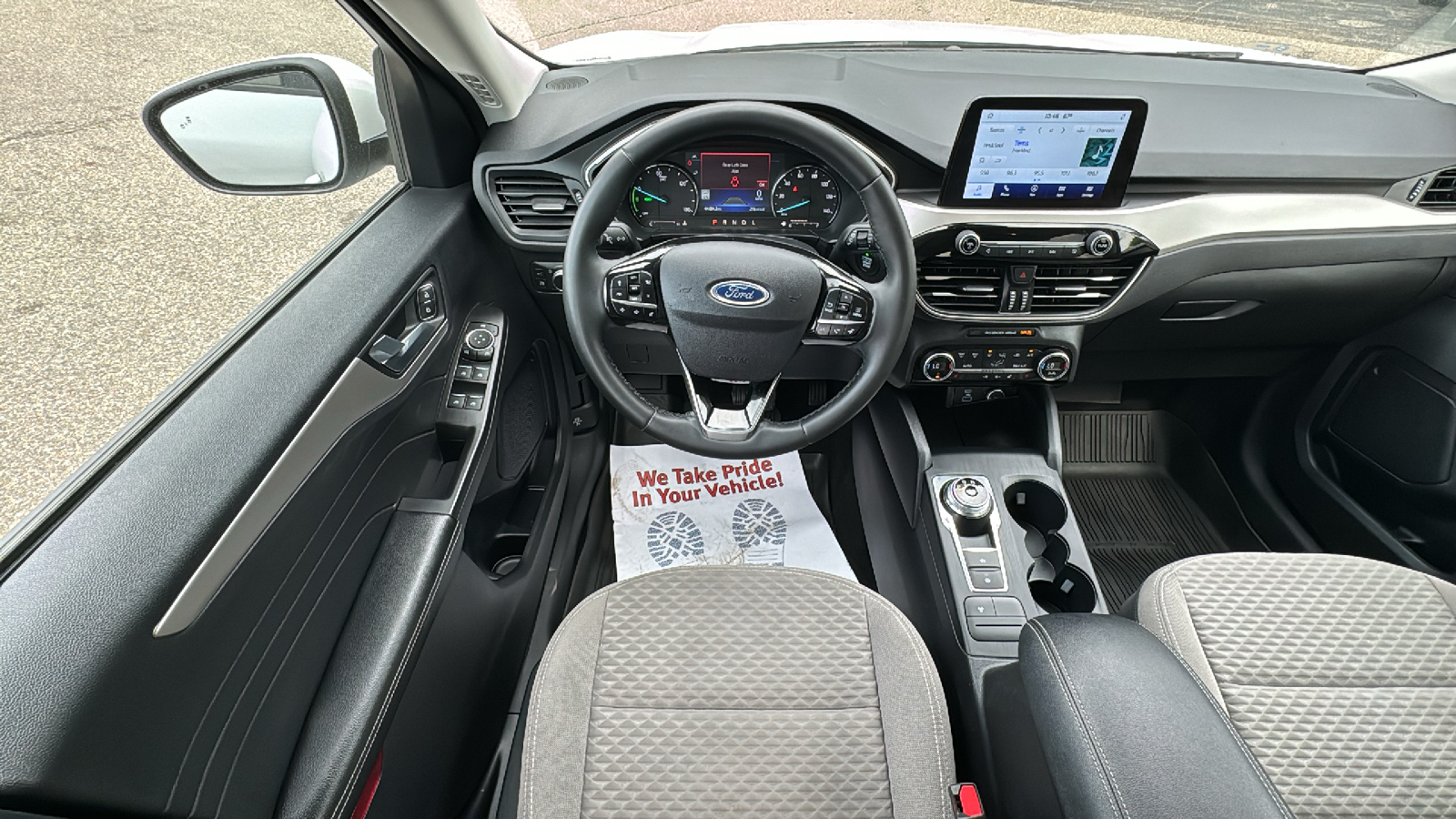 2021 Ford Escape SE Hybrid 13