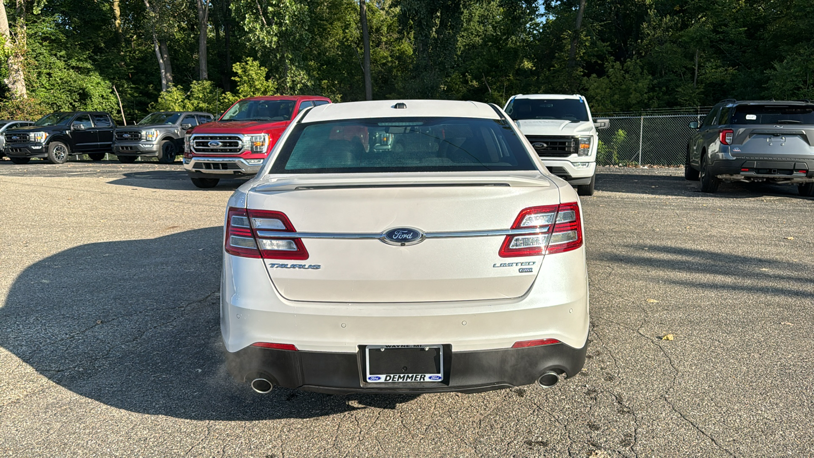 2019 Ford Taurus Limited 28