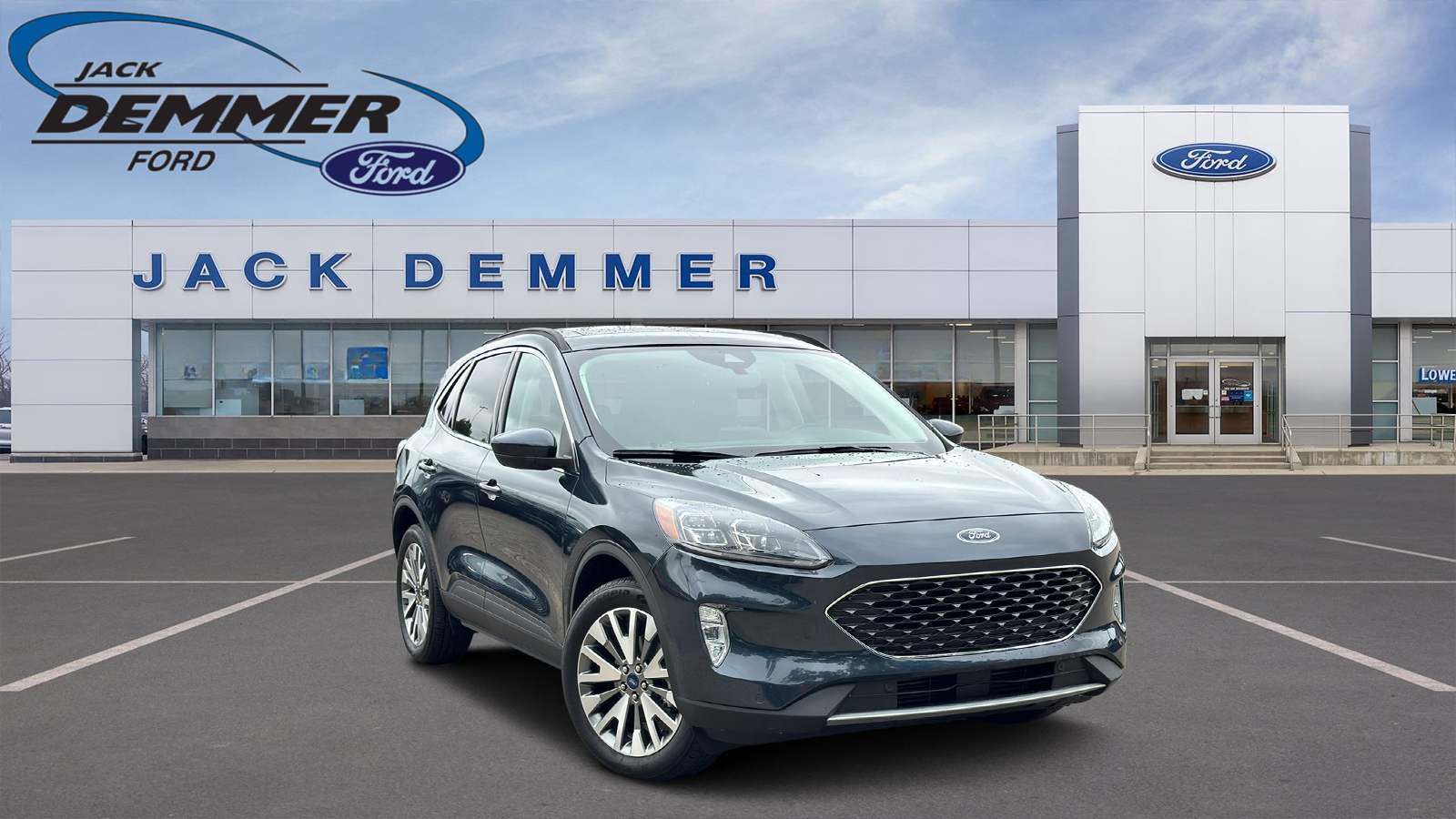 2022 Ford Escape Titanium 1