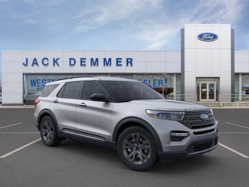 2024 Ford Explorer XLT 7