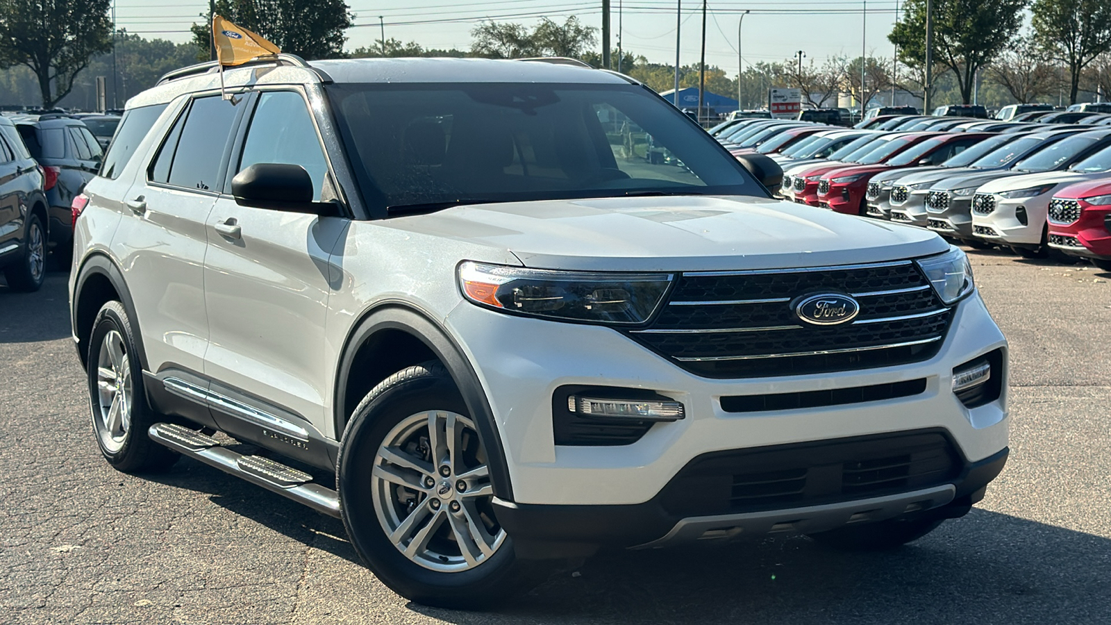 2022 Ford Explorer XLT 2