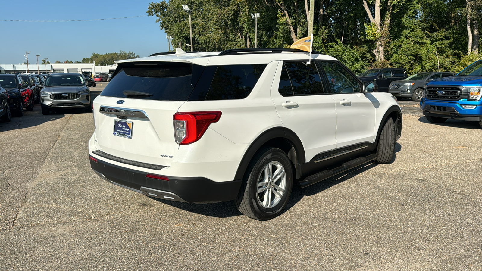 2022 Ford Explorer XLT 4