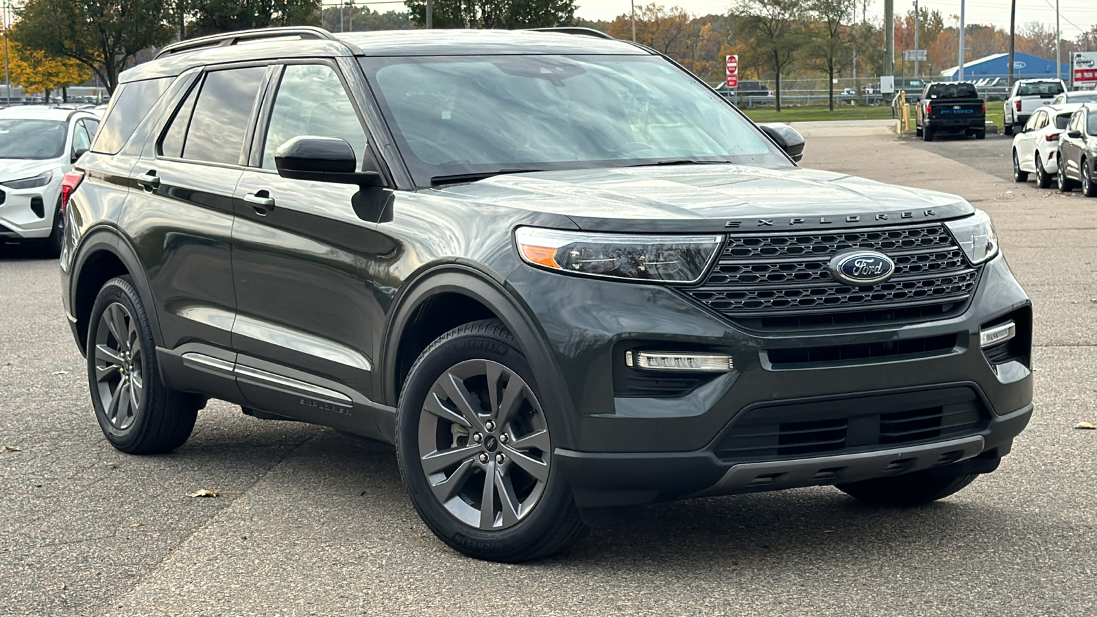 2022 Ford Explorer XLT 2