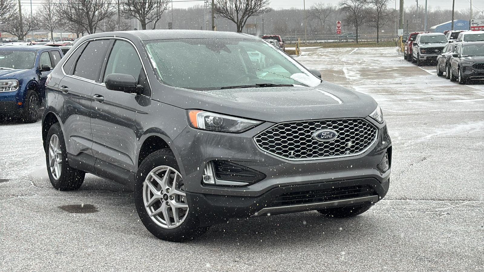 2024 Ford Edge SEL 2